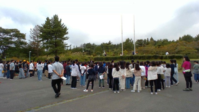 夕べの集いの様子