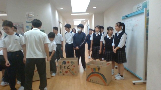ぜひ、係がいる時間帯にお渡しくださいますよう、ご協力ください。