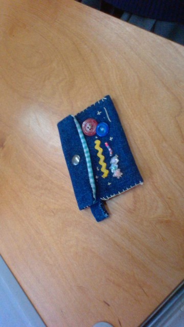 カイハラグループ　ジーパンの切れ端で作ったサンプル